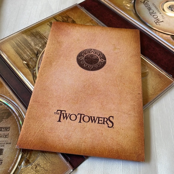 Lord of the Rings The Two Towers special extended edition 4 DVD set booklet - Picture 8 of 9